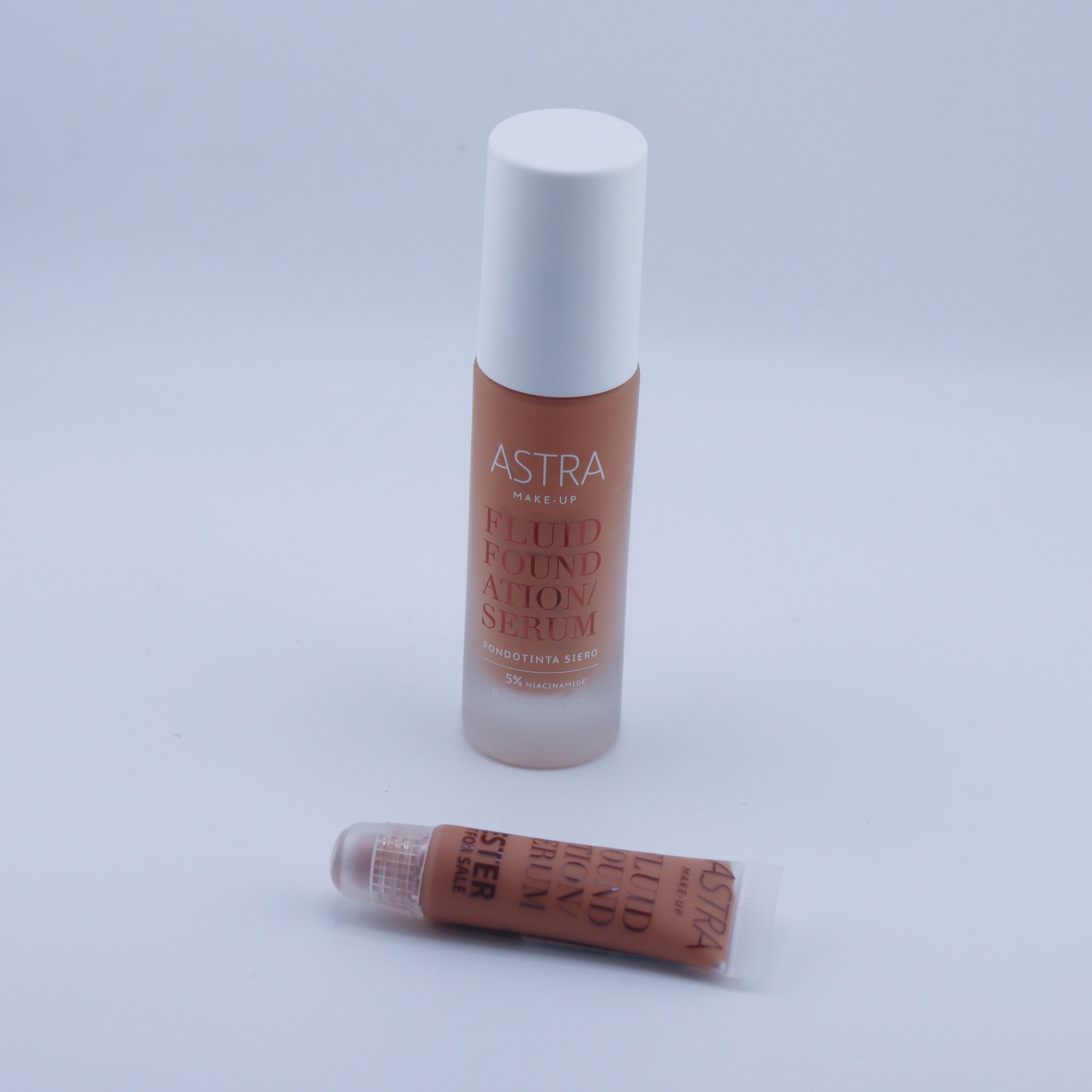 01 Fondo Tinta Liquid Astra